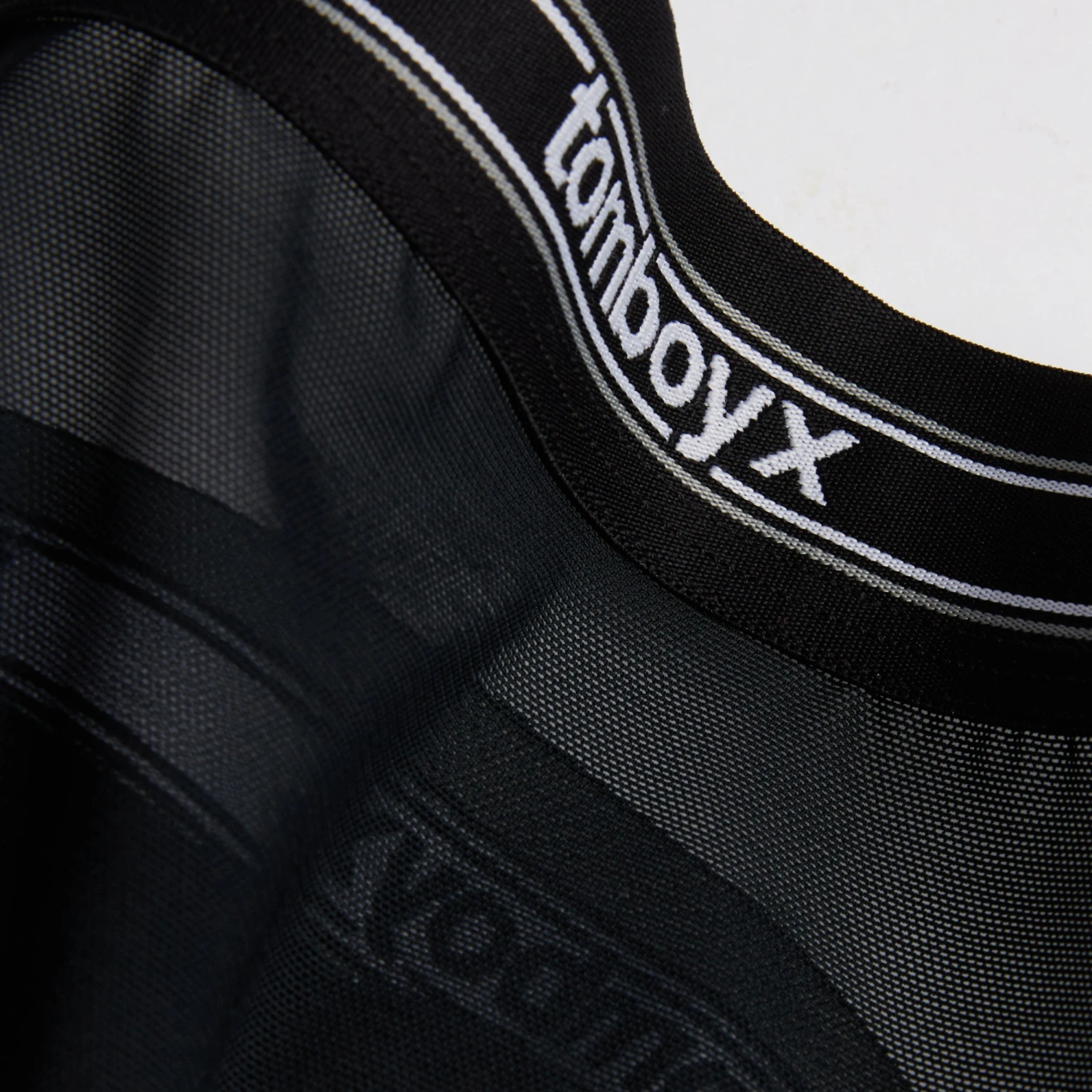 Powermesh 4.5" Trunks - Black(Powermesh 4 5 Trunks Black) 9 Powermesh 4.5" Trunks - Black(Powermesh 4 5 Trunks Black) - Image 9